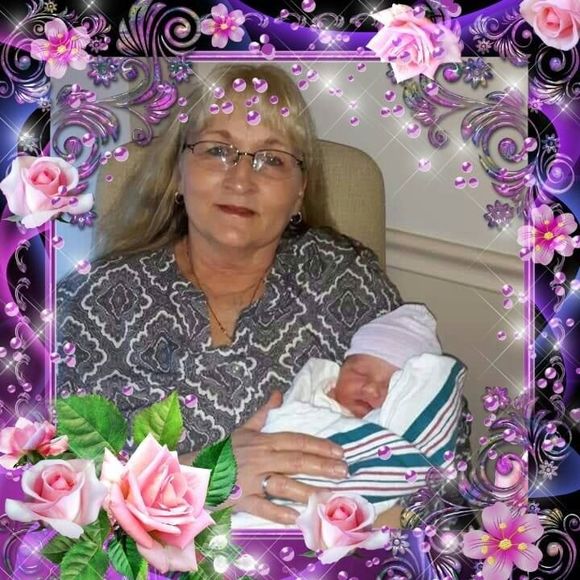 Meet your Posher, Lisa - Picture 1 of 1